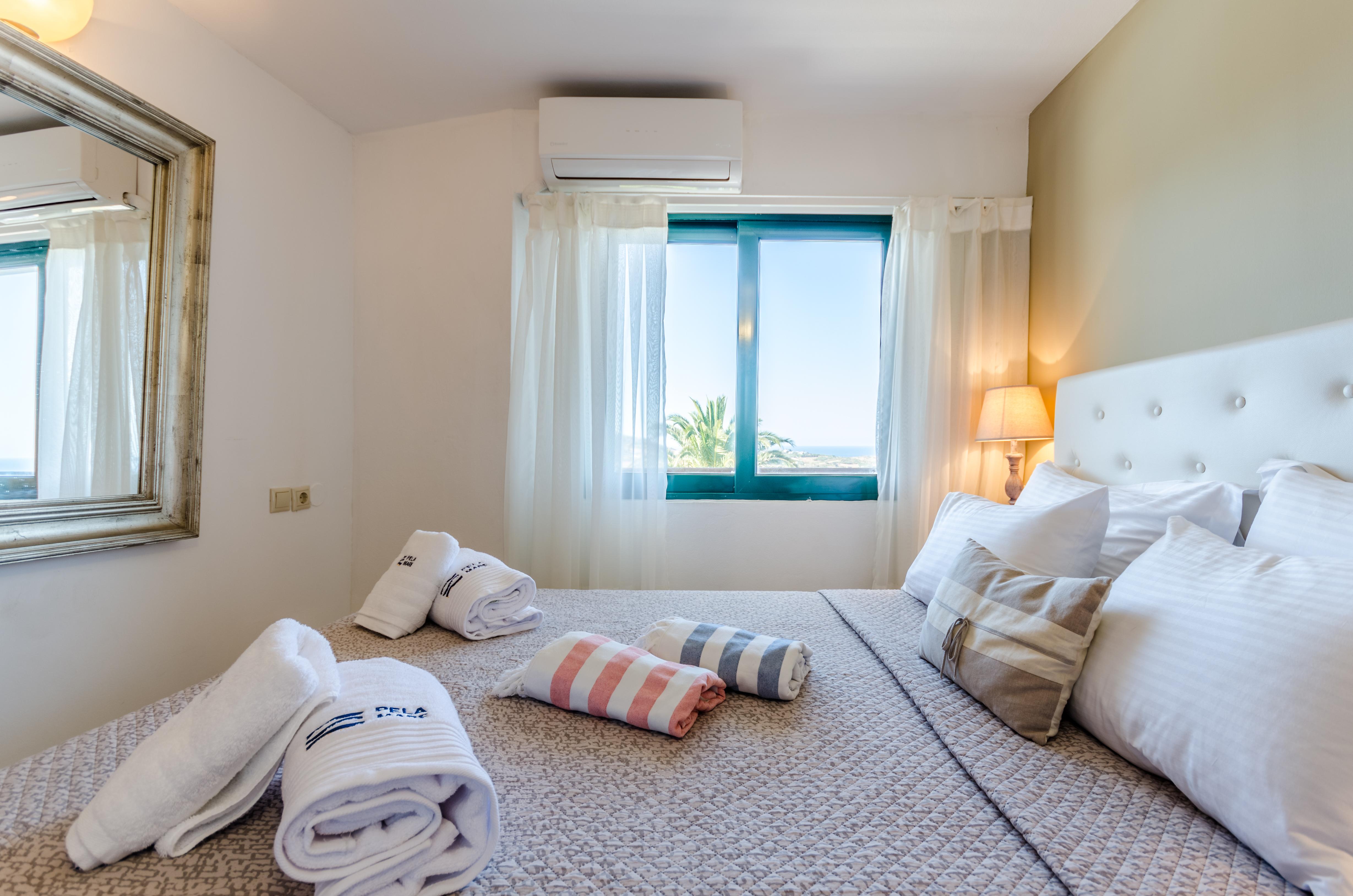 Pela Mare Hotel アギア・ペラギア エクステリア 写真