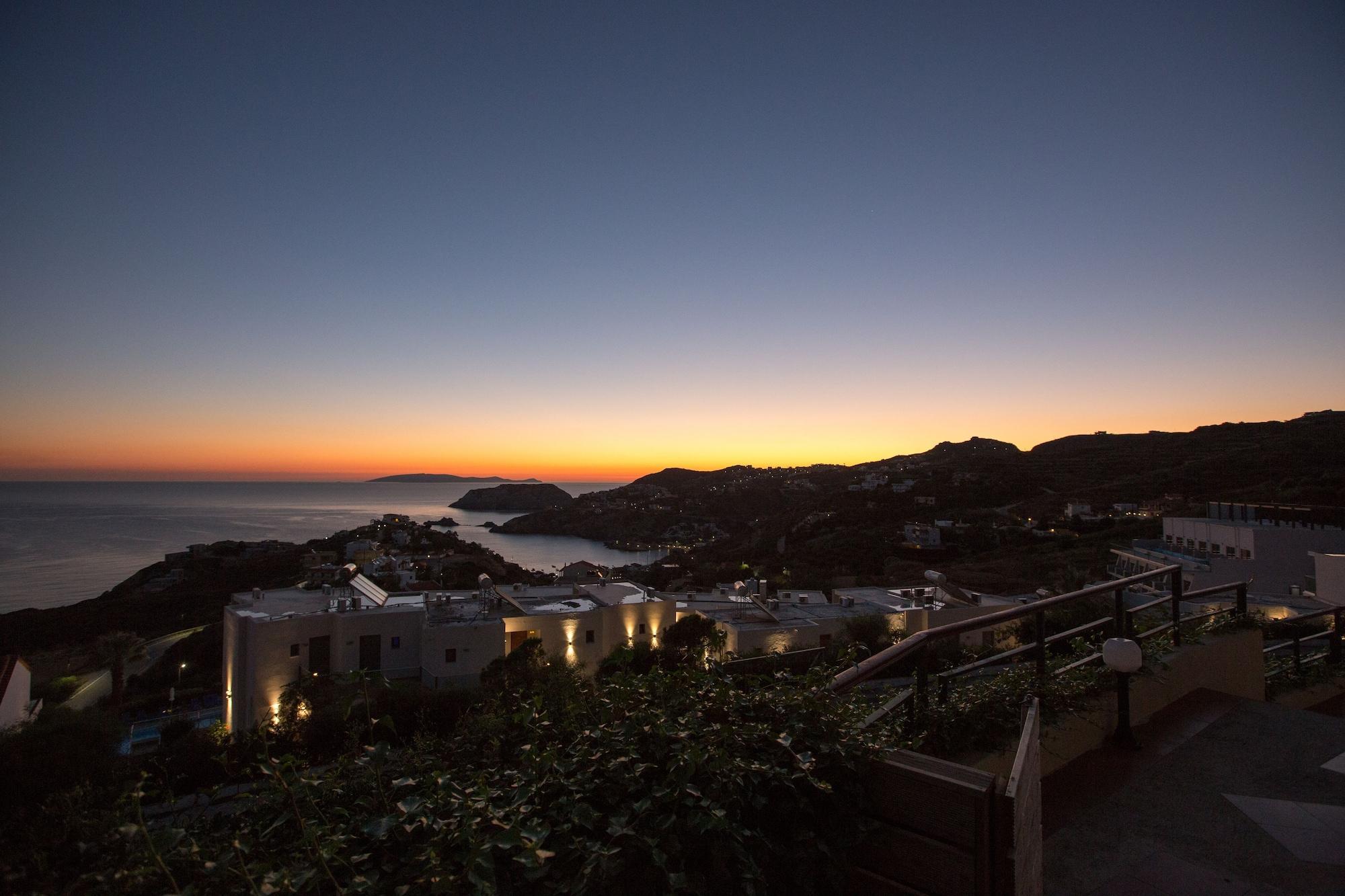 Pela Mare Hotel アギア・ペラギア エクステリア 写真