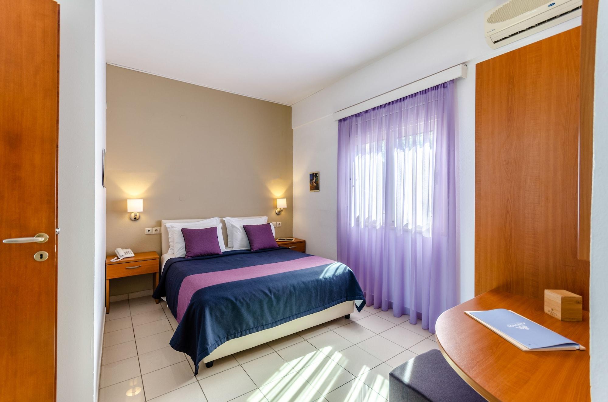 Pela Mare Hotel アギア・ペラギア エクステリア 写真
