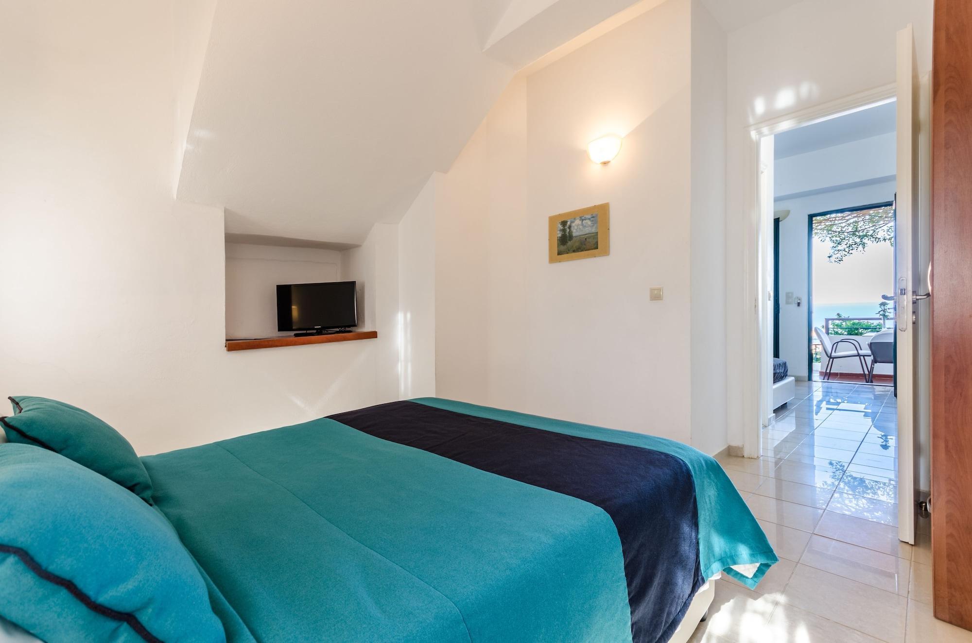 Pela Mare Hotel アギア・ペラギア エクステリア 写真