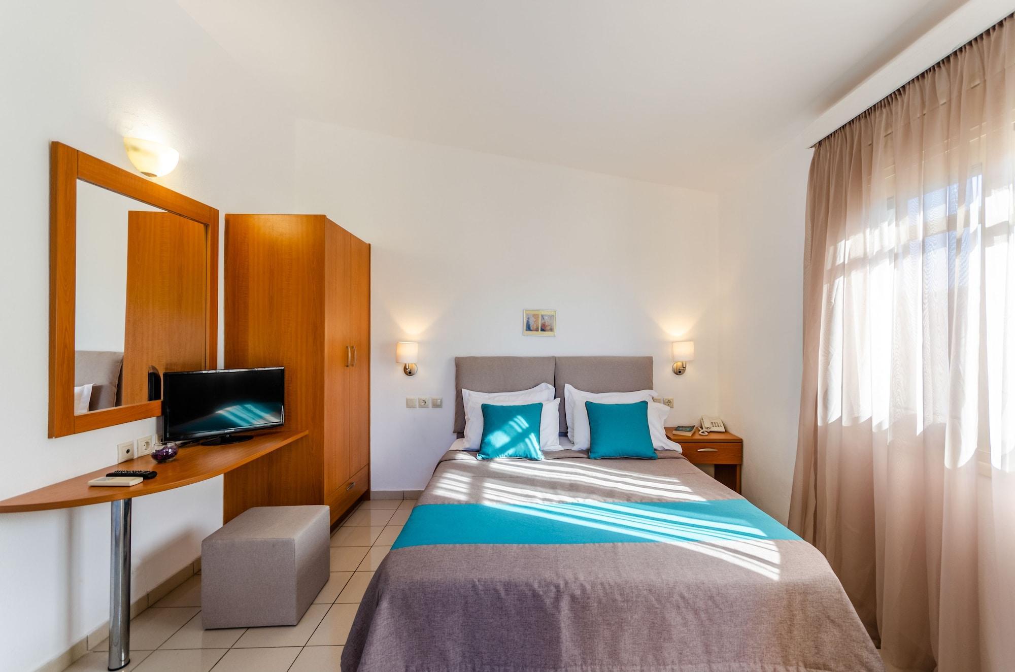 Pela Mare Hotel アギア・ペラギア エクステリア 写真