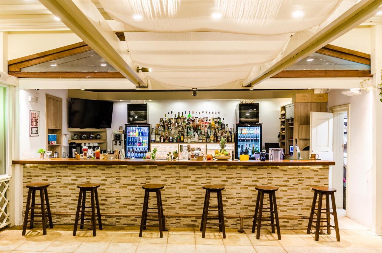 Pela Mare Hotel アギア・ペラギア エクステリア 写真